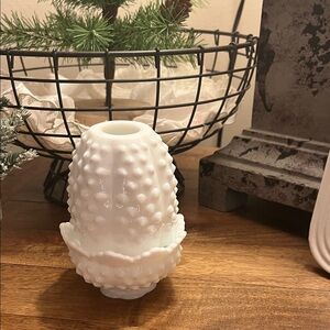 Elegant White Hobnail Fairy Lamp
